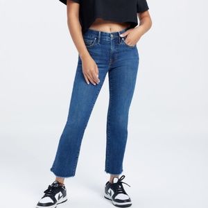 GOOD AMERICIAN - GOOD PETITE STRAIGHT JEANS